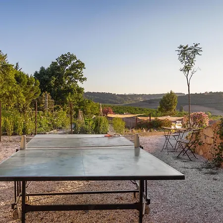 Naranja Bed & Breakfast 3*